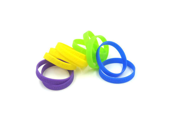China No Color Logo Sports Silicone Wristbands 200mmx17mmx2mm Comfortable For Wearing supplier